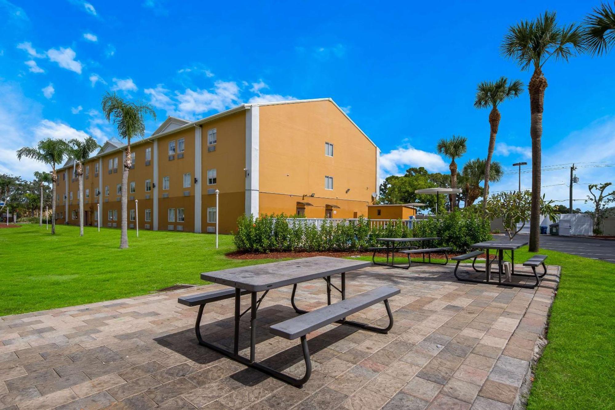 Quality Inn Sarasota I-75 Exterior foto